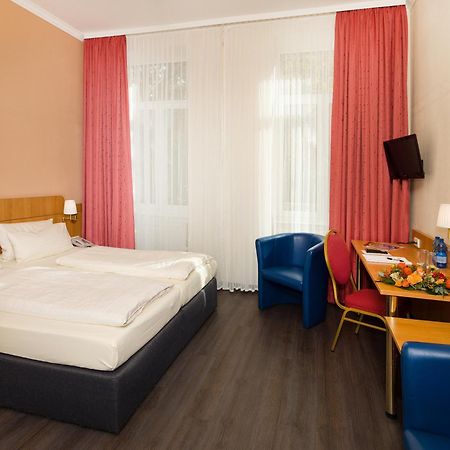 Hotel Koenigshof ไมนซ์ ภายนอก รูปภาพ